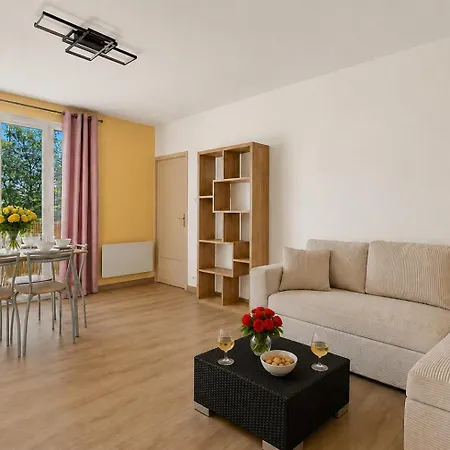 דירה Lumineux Avec Balcon Et Parking Gratuit קלרמונט-פרנד